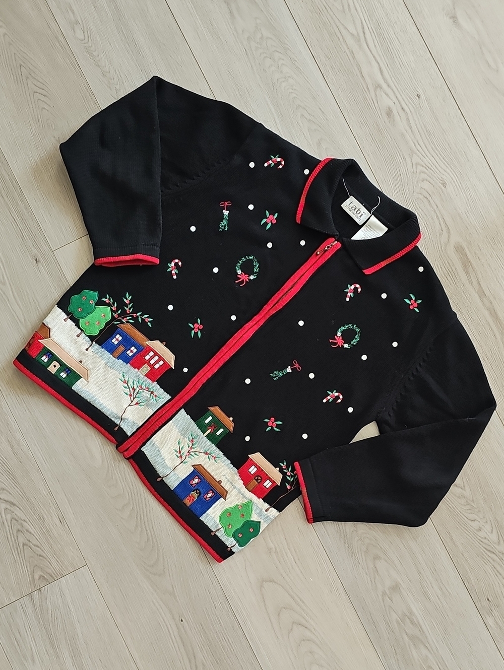 Vintage Tabi Christmas Sweater Zip Up Snowscape Candycane And Snow, Small